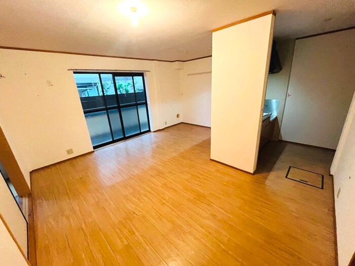 物件内観写真8　(居室)