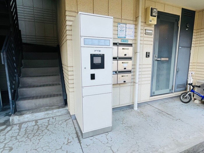 物件外観写真4　(建物設備)