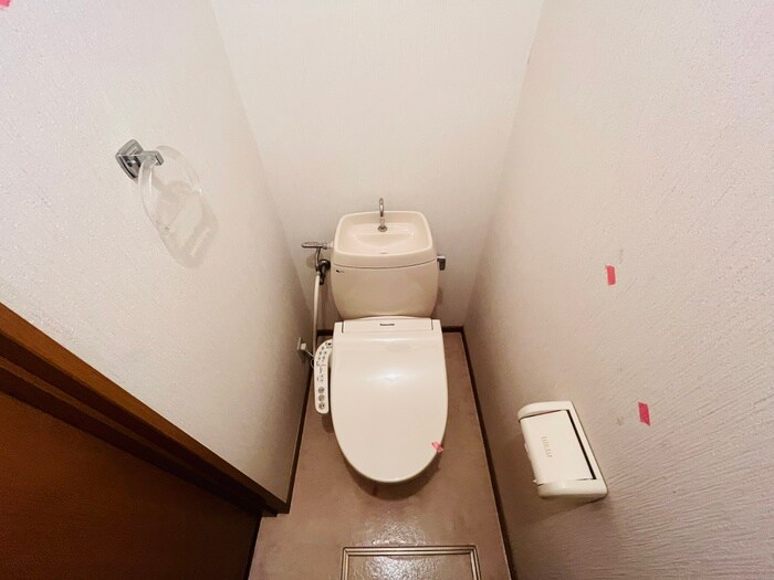 物件内観写真12　(トイレ)