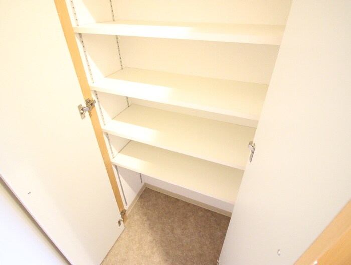 物件内観写真18　(靴箱)