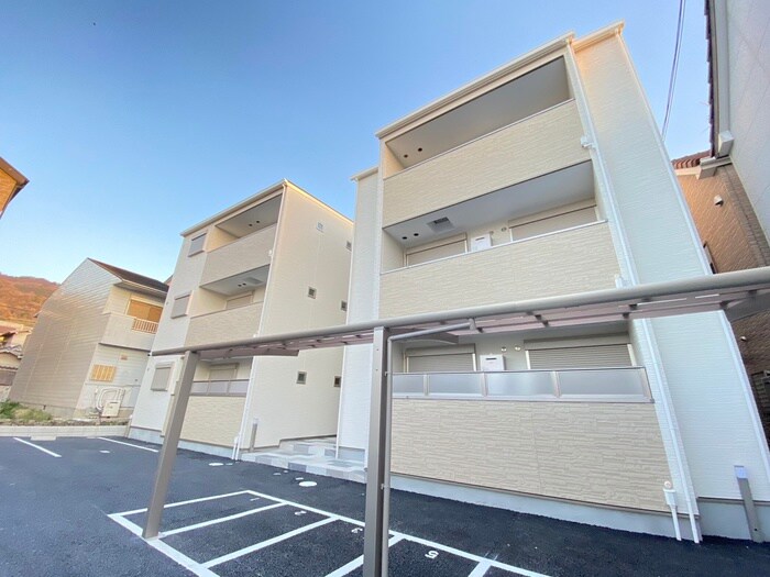 物件外観写真4　(外観写真)