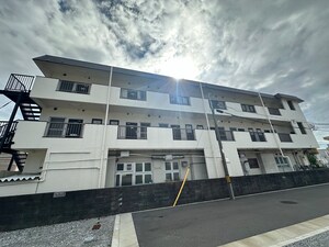 メゾ－ネ茨木外観写真