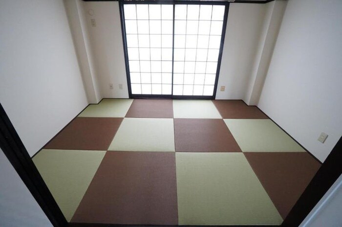 物件内観写真12　(居室)