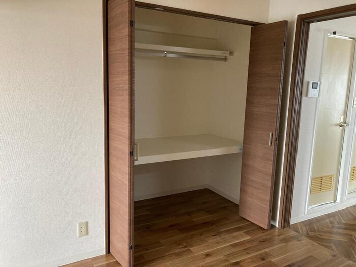 物件内観写真22　(収納)