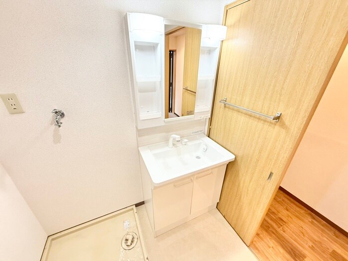 物件内観写真14　(洗面)