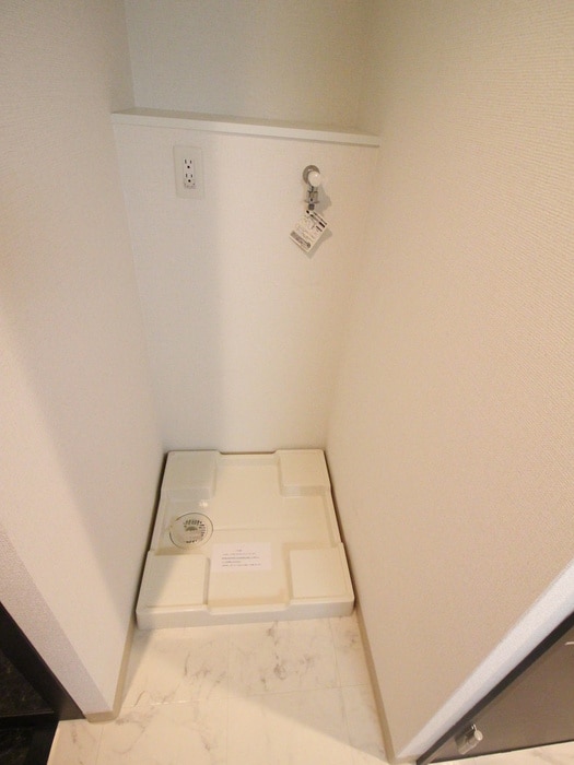 物件内観写真19　(洗濯機置場)