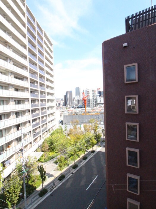 物件内観写真22　(室内からの展望)