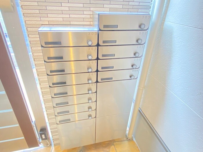 物件外観写真6　(建物設備)