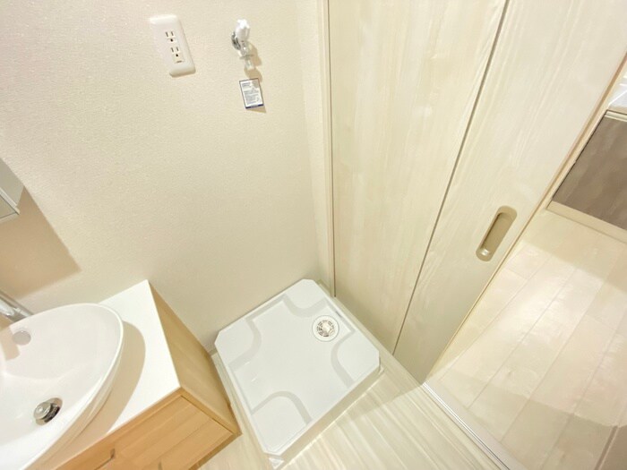 物件内観写真13　(洗濯機置場)