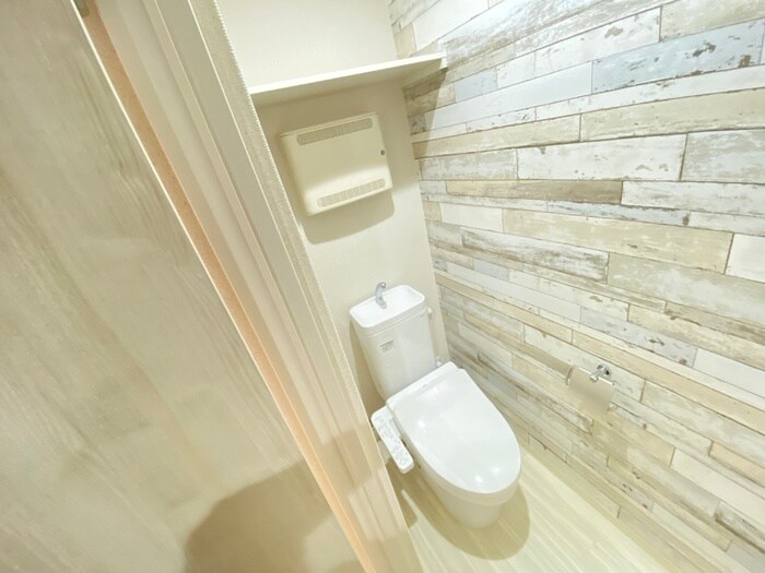 物件内観写真15　(トイレ)