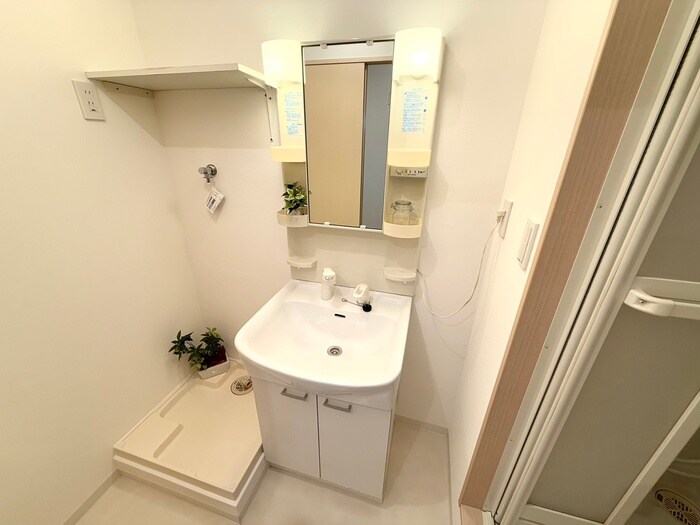 物件内観写真10　(洗面)