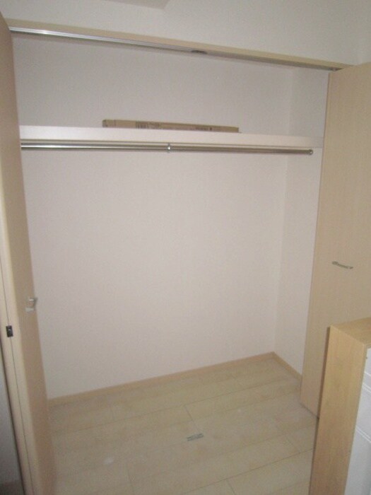 物件内観写真9　(収納)