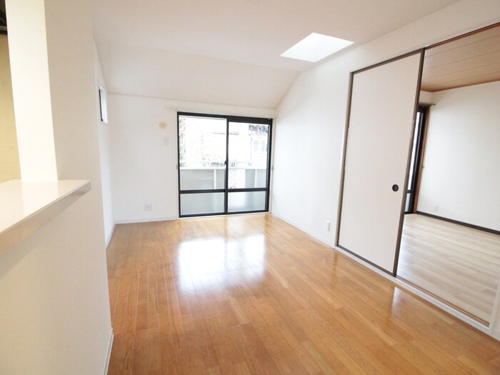 物件内観写真9　(居室)