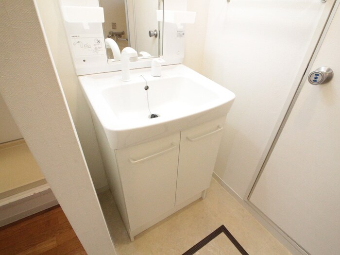 物件内観写真13　(洗面)