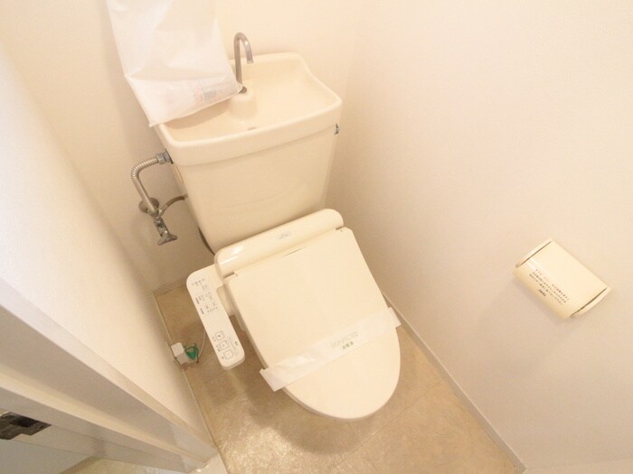 物件内観写真14　(トイレ)