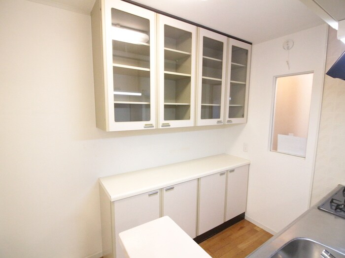 物件内観写真16　(収納)