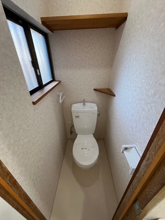 物件内観写真14　(トイレ)