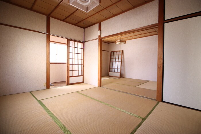 物件内観写真8　(居室)