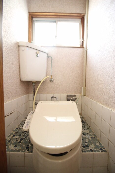 物件内観写真12　(トイレ)