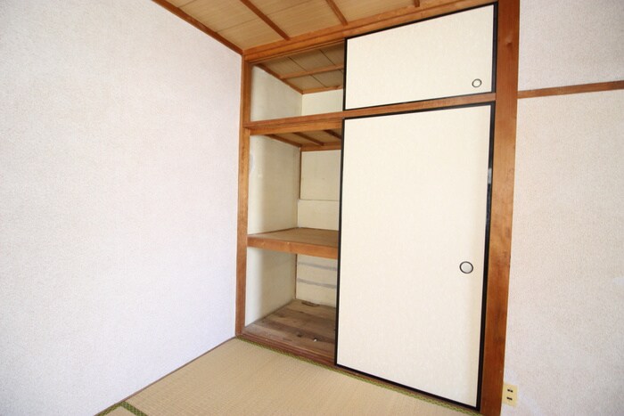 物件内観写真13　(収納)