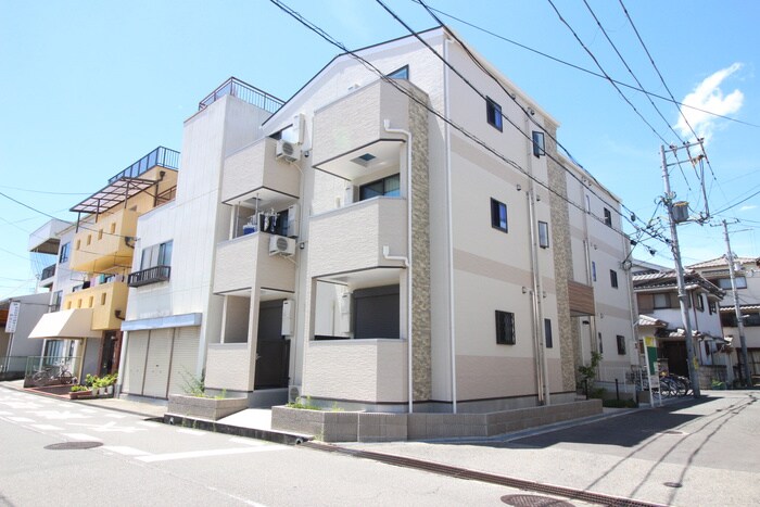 物件外観写真1　(外観写真)