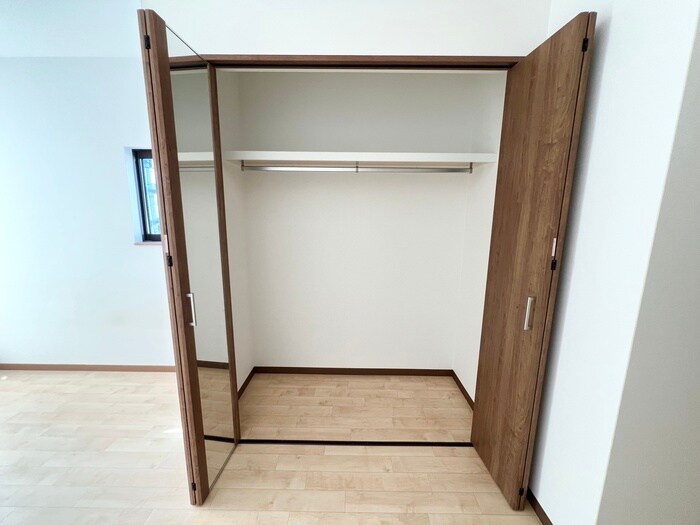 物件内観写真11　(収納)