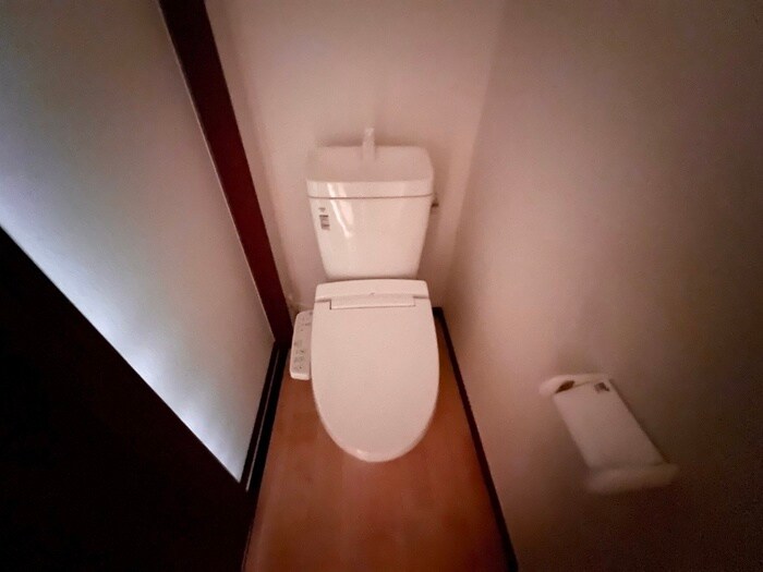 物件内観写真15　(トイレ)