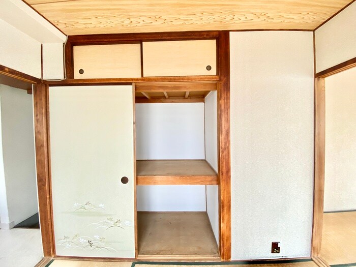 物件内観写真18　(収納)