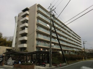 枚方ハイツ7号棟(412)外観写真