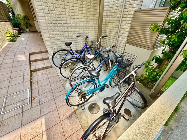 駐輪場