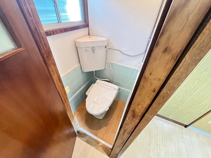 物件内観写真12　(トイレ)