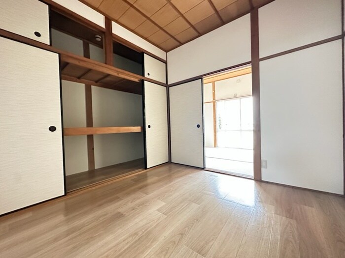 物件内観写真15　(収納)