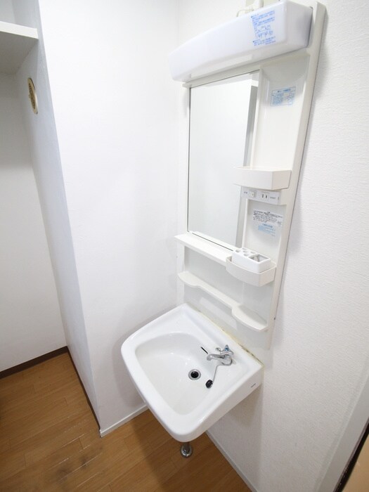 物件内観写真12　(洗面)