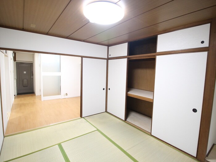 物件内観写真16　(居室)