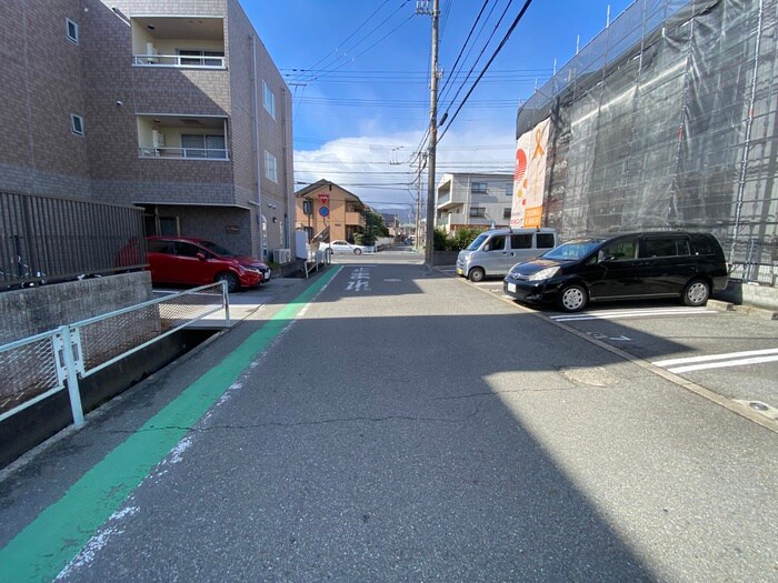 物件外観写真5　(周辺環境)