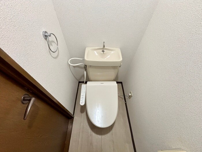 物件内観写真10　(トイレ)