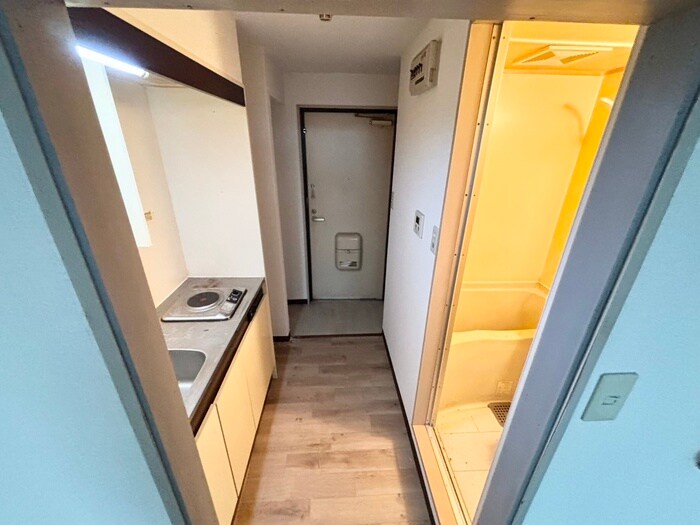 物件内観写真17　(廊下)