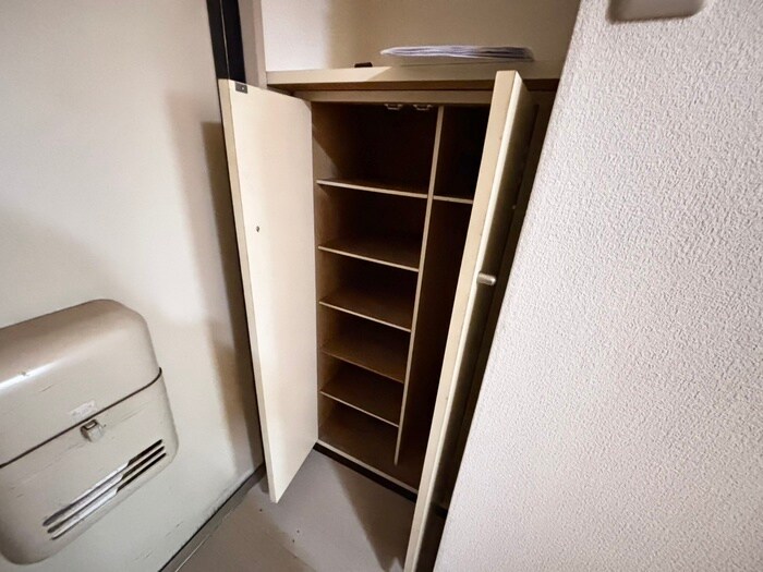 物件内観写真19　(靴箱)
