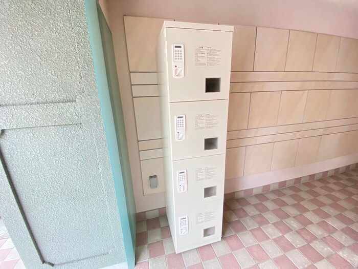 物件外観写真4　(建物設備)