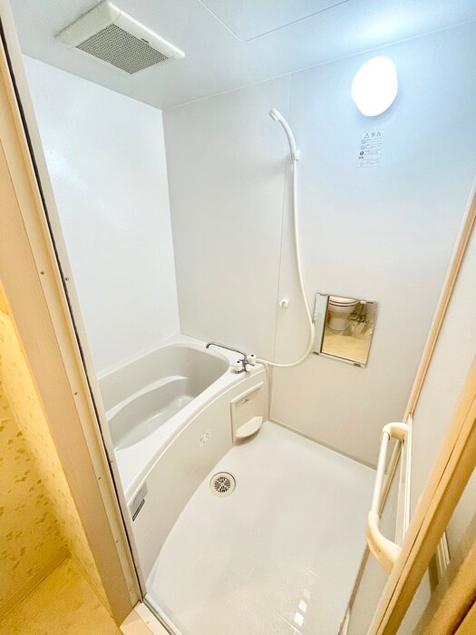 物件内観写真12　(バス／シャワールーム等)