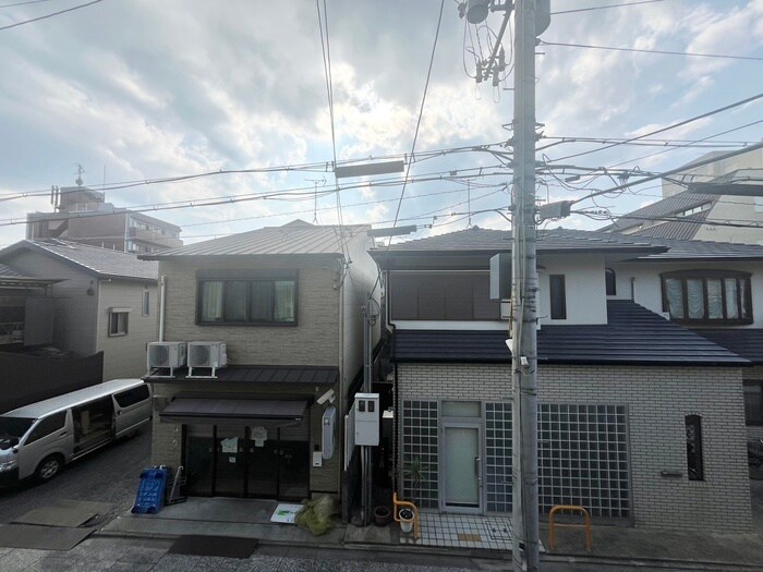 物件内観写真16　(室内からの展望)