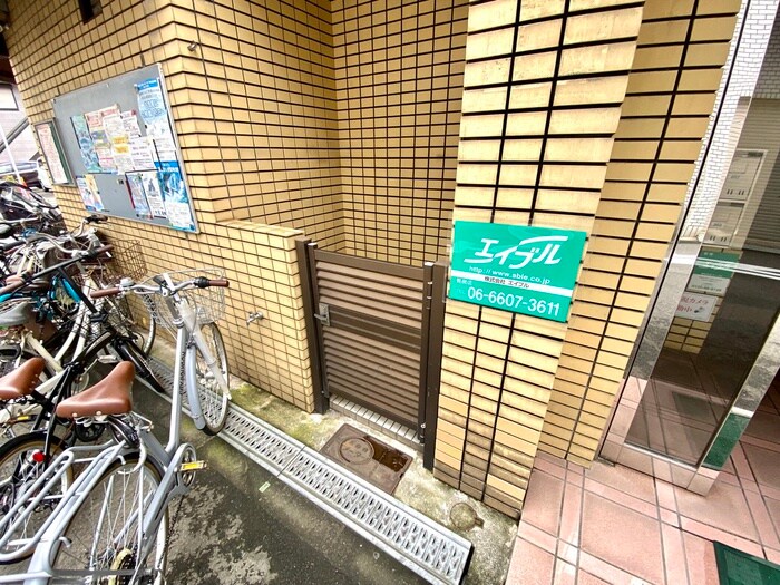 物件外観写真4　(建物設備)