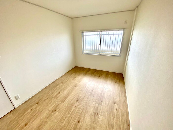 物件内観写真17　(居室)