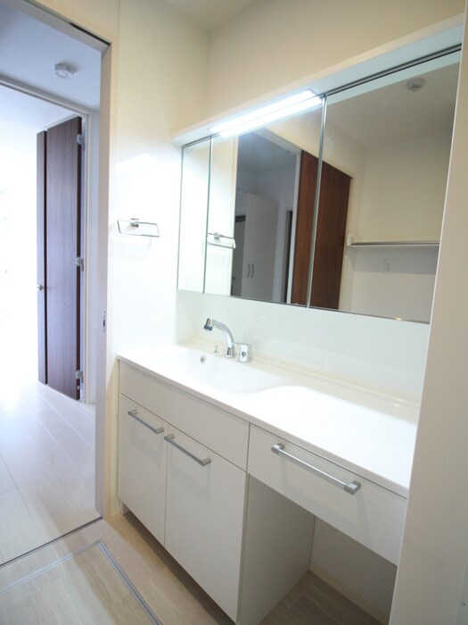 物件内観写真13　(洗面)