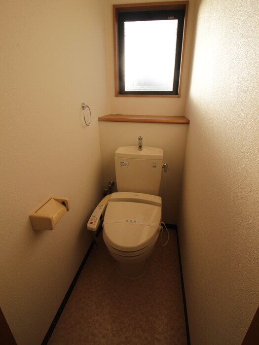 物件内観写真14　(トイレ)