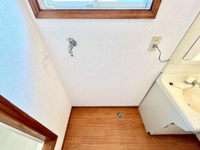 物件内観写真20　(洗濯機置場)