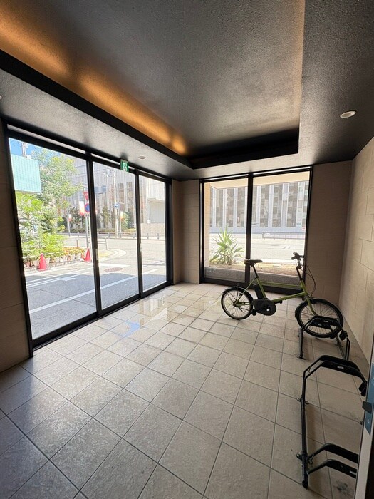 物件外観写真3　(駐輪場)