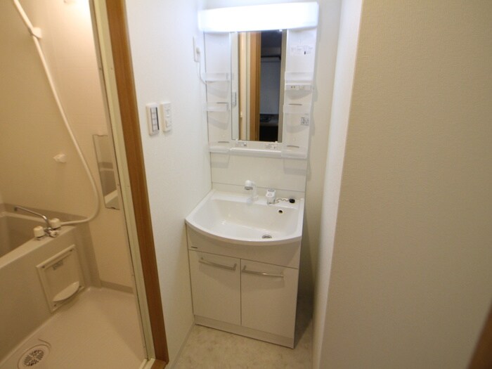 物件内観写真12　(洗面)