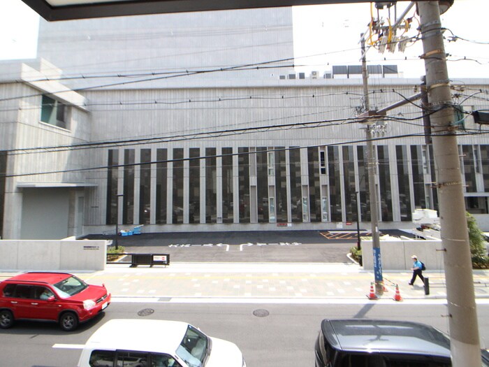 物件内観写真16　(室内からの展望)