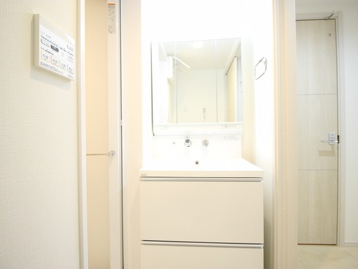 物件内観写真15　(洗面)